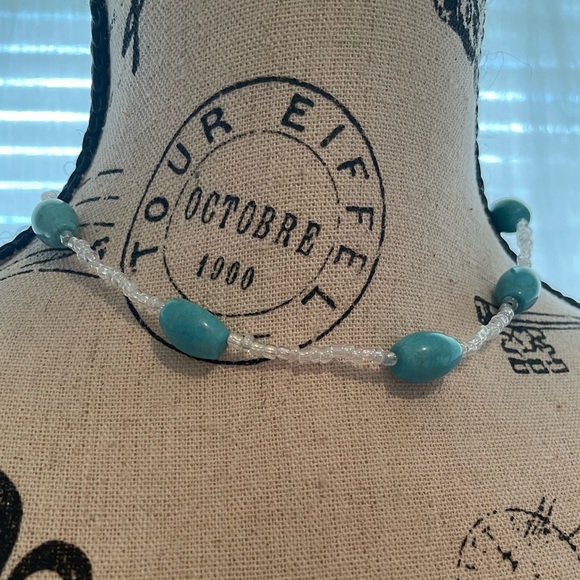 Turquoise Stone Glass Beaded Necklace - Picture 3 of 6